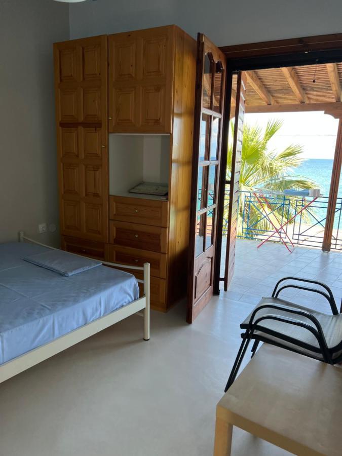 Villas Nies Seaside Appartments Sourpi Eksteriør billede