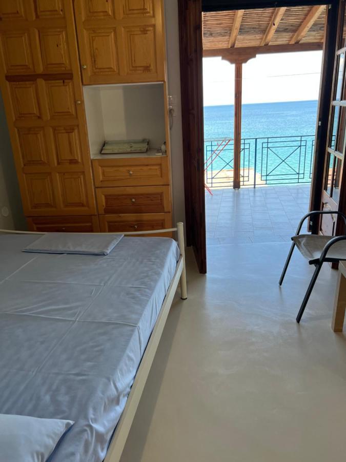 Villas Nies Seaside Appartments Sourpi Eksteriør billede